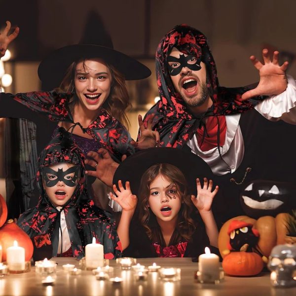 Halloweeni csuklyás köpeny , véres kéz mintázattal , gyerekeknek - Image 3