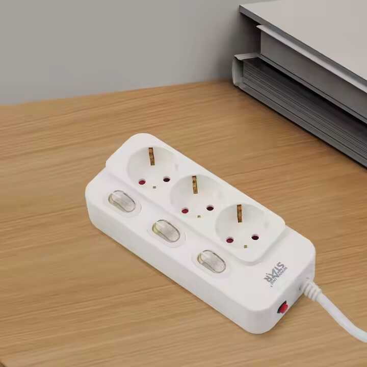 Winning Star ST-1023 Hálozati 3 kapcsolós elosztó , 3 aljzattal , 2 m kábel hosszal - Image 3