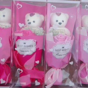 Veled boldog minden nap ,maci csokorban