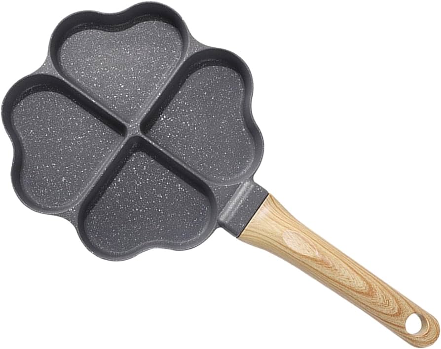 Szív formájú ,tükörtojás sütő, 4 részes/4tojásnak