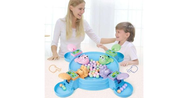 Békaetető asztali társasjáték rengeteg színes játékgolyóval