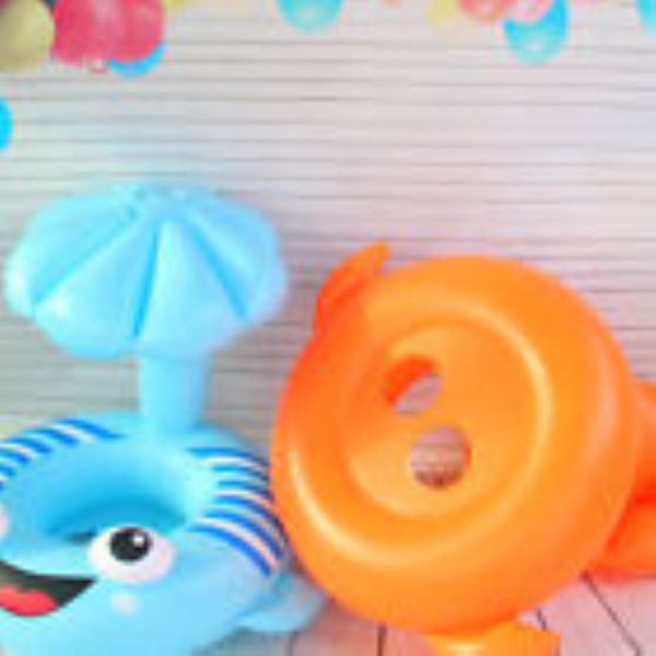 Felfújható ,beleülős gyerek úszógumi napellenzővel ,halacskás .kék és narancs színben - Image 9