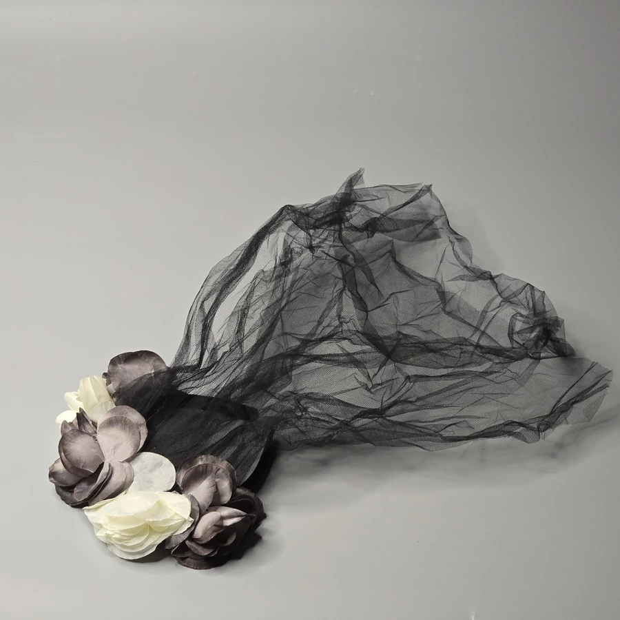 Halloweeni fekete virágos fátyol - Image 5