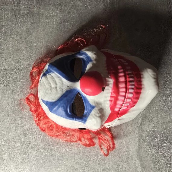 Rémisztő Bocóc álarc piros hajjal - Image 3