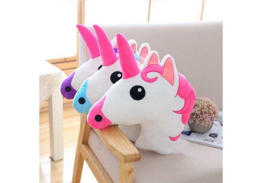 Unikornisos Emoji díszpárna , 35 × 35 cm - Image 4