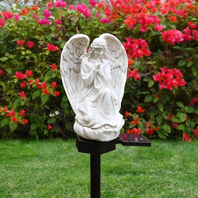 Napelemes Fiú Angyalszobor Leszúró Karóval – Meleg Fényű Kerti Dekoráció - Image 6