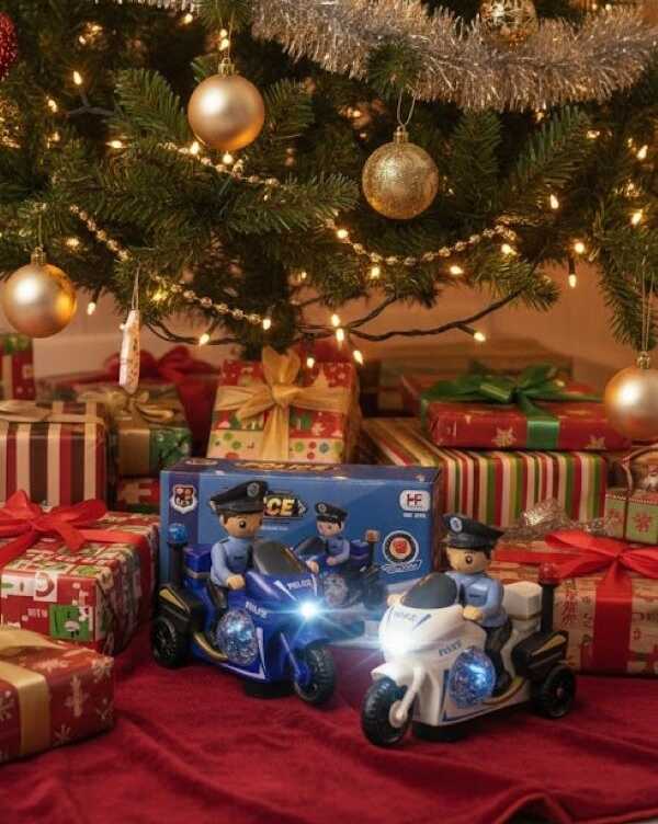 Elemes Rendőr motor figurával , fény és hanghatásokkal - Image 2