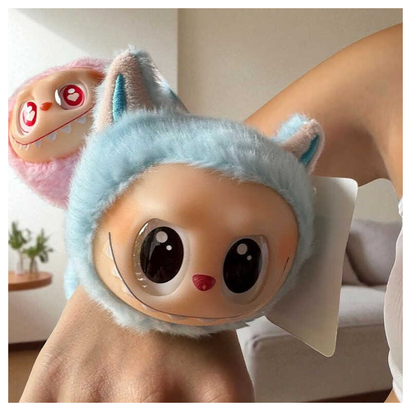 Különleges Labubu plüssfigura csuklóra interaktiv mozgó farokkal - Image 8