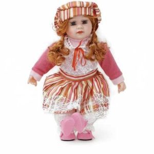 Elizabett játék baba , magyarul énekel