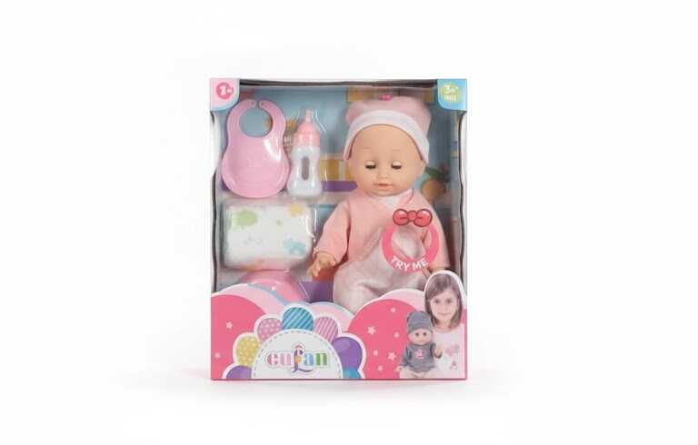 Játék baba kiegészítőkkel , pisil és hangot ad ki