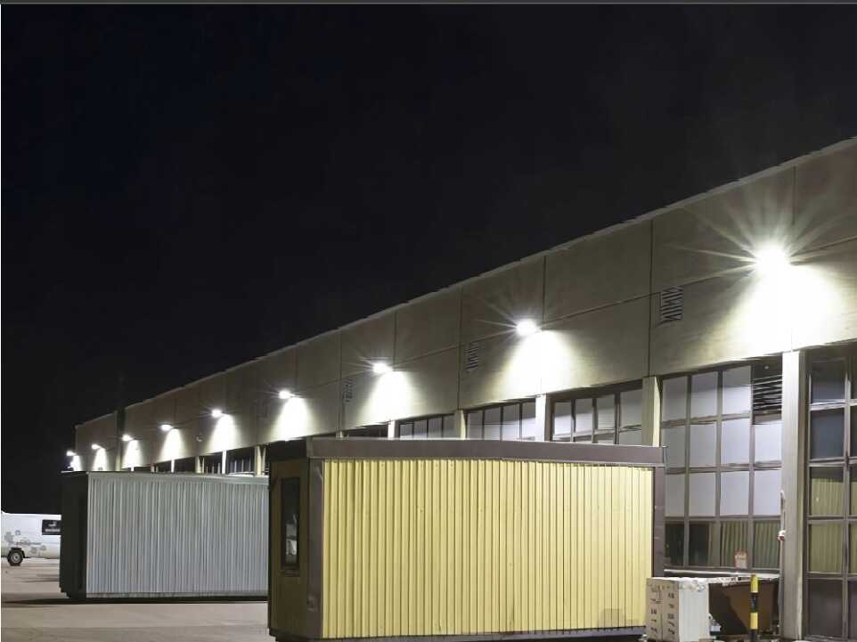 THO LUX 200 W Slim Reflektor Energiatakarékos, Vízálló, Tartós ip65 220 v - Image 10