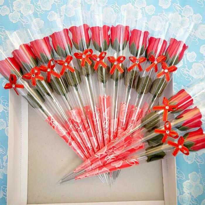 Szappanrózsa egy szál -választahtó színben - Image 4