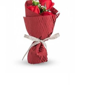 Örök rózsa csokor , elegáns csomagolásban- választható színben  25 cm