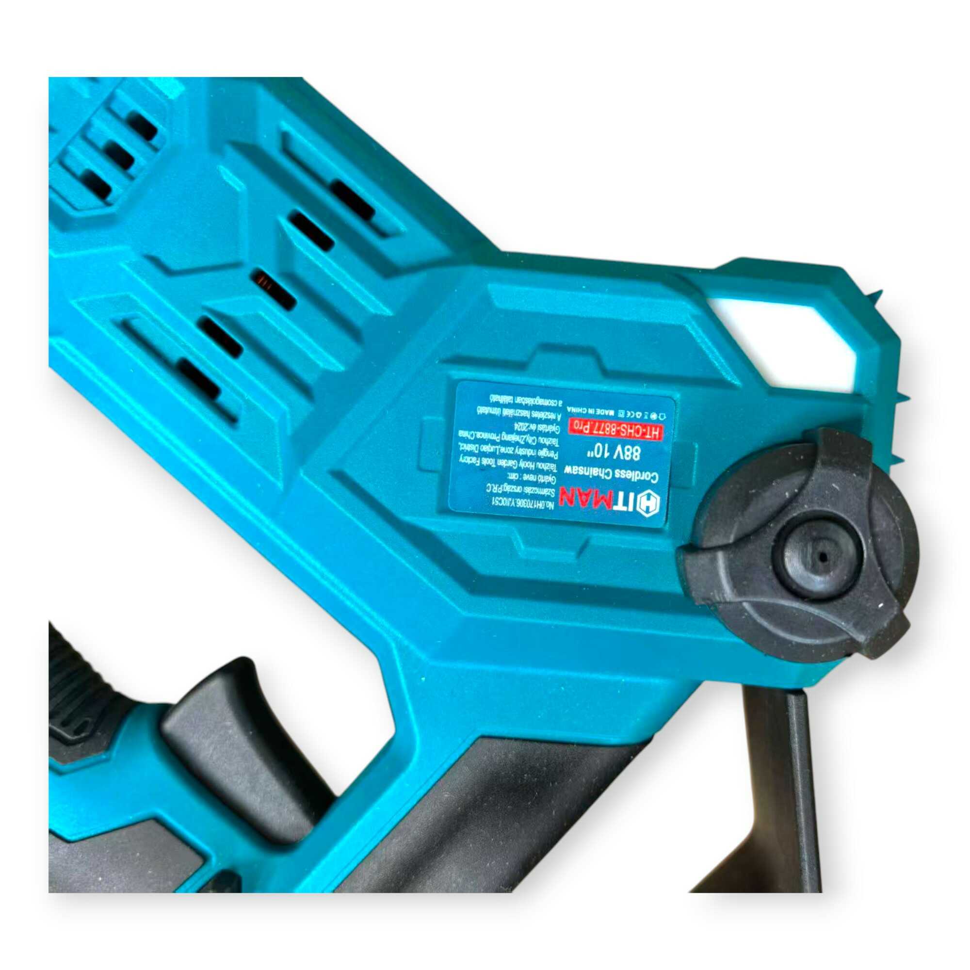 Akkumulátoros Láncfűrész 88V 10" LCD Kijelző Olajtartály 2 Akku HT-CHS-8877.Pro Hitman