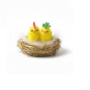 Húsvéti pelyhes dupla csibe fészekben virágdísszel dekorációs szett 12 db/doboz KTM
