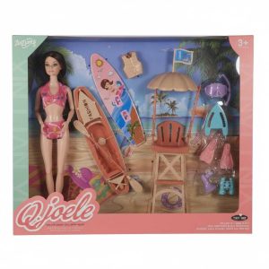 Életmentő baba szörfdeszkával és kajakkal