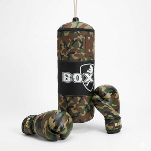 Gyerekboxzsák katonai mintás dizájn és egy pár kesztyűvel , 55 × 28 × 20 cm